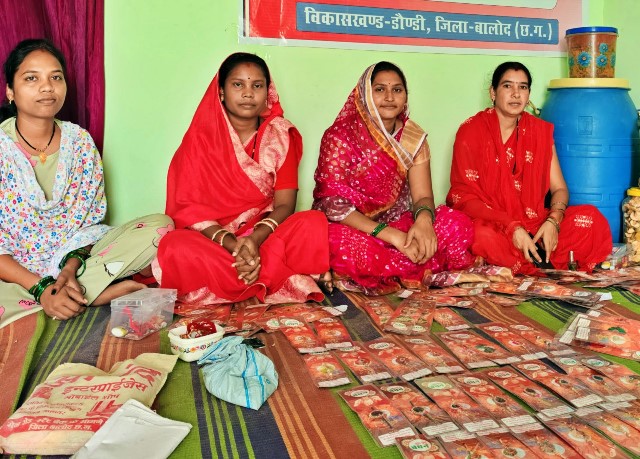 balod-rakhi-making-2024.