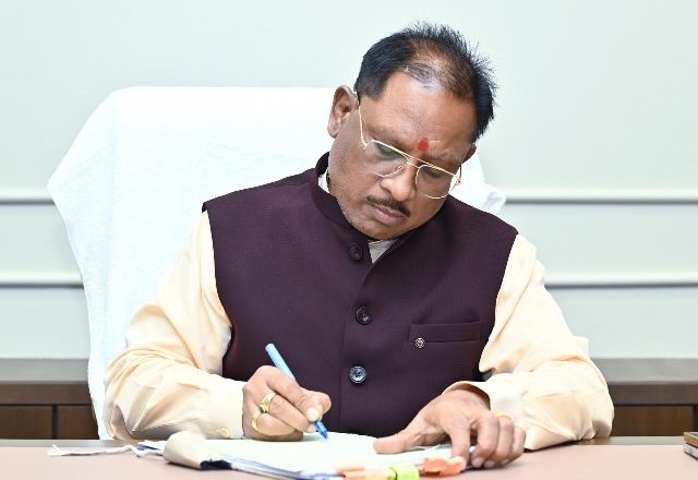 विशेष लेख : राज्य के विकास की नब्ज पर साय सरकार की मजबूत पकड़
