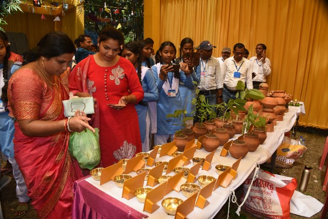 बैक टू आयुर्वेद: छत्तीसगढ़ के धमतरी में बूटीगढ़ की स्थापना, आयुर्वेदिक रसशाला बन रही आकर्षण का केंद्र