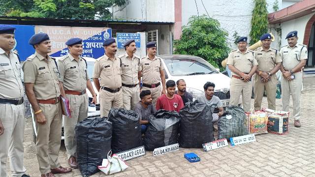 दुर्ग : पुलिस ने अंतर्राज्यीय गांजा तस्करी का किया भाण्डा फोड़, तस्करी करते हुए पांच आरोपी गिरफ्तार