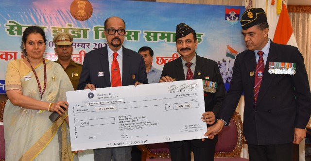 governor-attends-sainik-diwas-2024.jpg