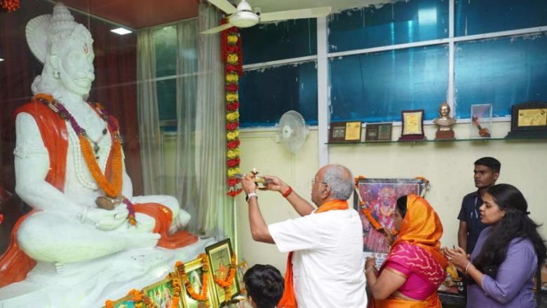 श्री हनुमान जयंती: बृजमोहन अग्रवाल के निवास पर मनाया हनुमान जन्मोत्सव