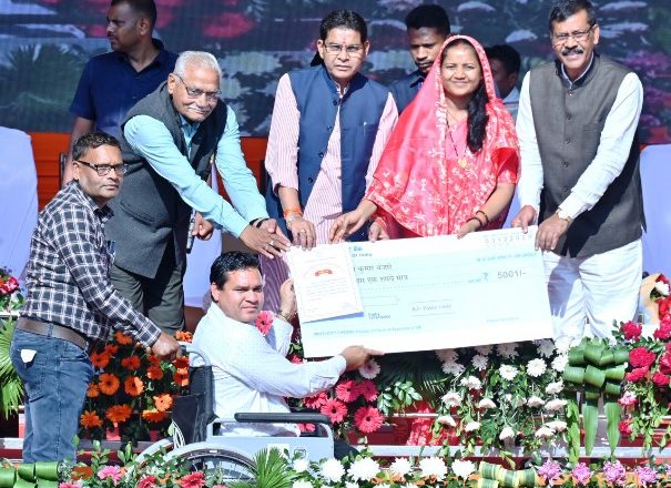 अंतर्राष्ट्रीय दिव्यांगजन दिवस : विकसित राष्ट्र बनाने में दिव्यांगजन निभा रहे अहम भूमिका : मंत्री लक्ष्मी राजवाड़े
