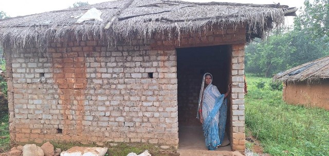 रायपुर : इस दिवाली, गरीब महिलाओं के हाथ नहीं रहेंगे खाली, हाथों में पैसा होने से खरीद पाएंगी जरूरी सामान