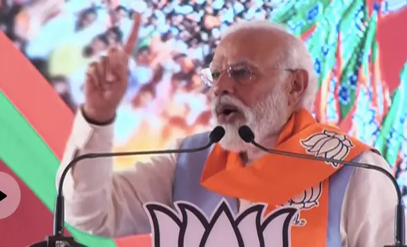 आतंकवादियों और हिंसा फैलाने वालों के लिए आंसू बहाने वाली कांग्रेस खो चुकी है भरोसा : पीएम मोदी