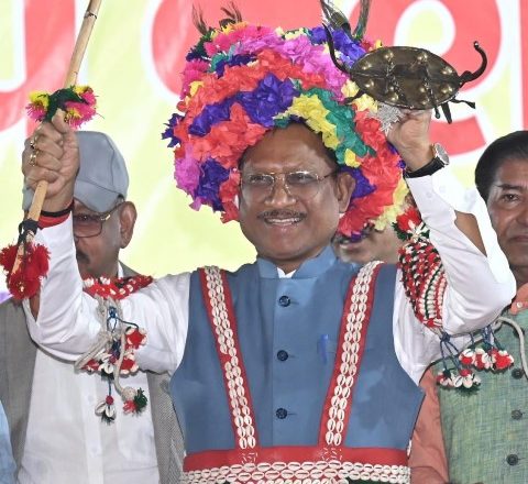 47 वाँ राउत नाचा महोत्सव: गड़वा बाजा की धुन पर दिखा अस्त्र शस्त्र और श्रृंगार का अद्भुत संगम, नाचा की पारंपरिक वेशभूषा में दिखे मुख्यमंत्री