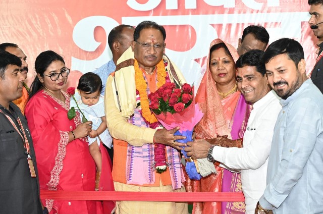 रायपुर : हमारी सरकार बस्तर में शांति और विकास के लिए प्रतिबद्ध: मुख्यमंत्री साय