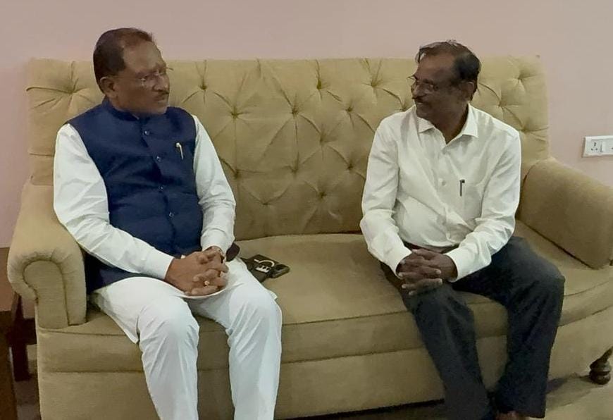 isro-team-meets-cm-saay-2025.jpg
