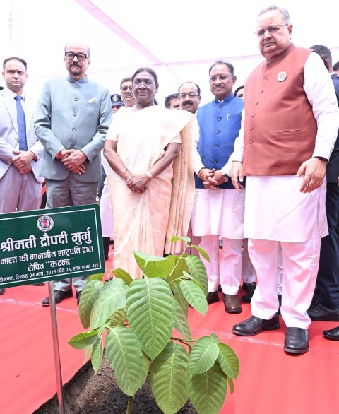 president-murmu-crops-plant-2025.jpeg
