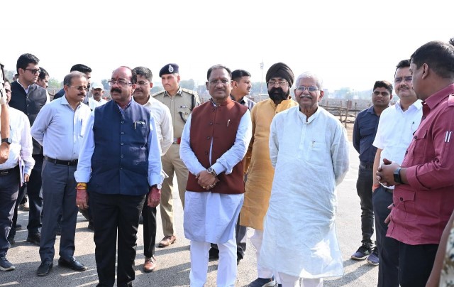 प्रधानमंत्री नरेन्द्र मोदी के बिलासपुर दौरे की तैयारियों का मुख्यमंत्री विष्णुदेव साय ने कार्यक्रम स्थल पर पहुँचकर लिया जायजा