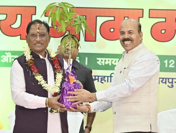 रायपुर : आम की खेेती किसानों की आय बढ़ाने में मददगार : मुख्यमंत्री विष्णु देव साय
