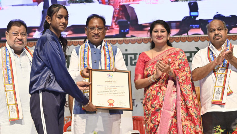 मुख्यमंत्री ने सार्थक एवं रक्षक अभियान का किया शुभारंभ