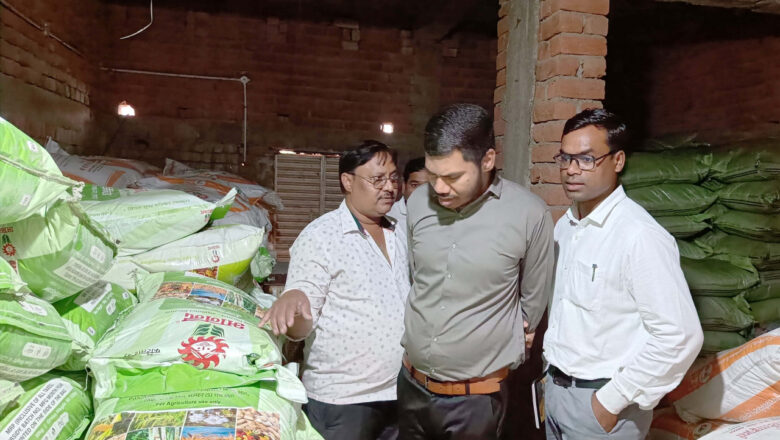 खरीफ सीजन की मजबूत तैयारी, पिछले साल की तुलना में अब तक 141 प्रतिशत सुपर फास्फेट और 125 प्रतिशत एनपीके खाद मिला