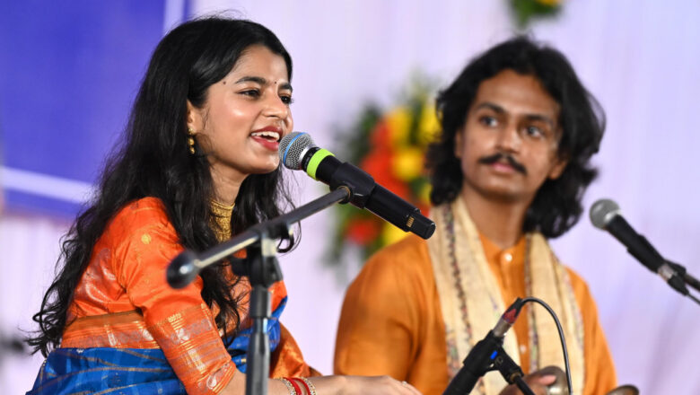 छत्तीसगढ़ विधानसभा परिसर लोक गायिका मैथिली ठाकुर के सुमधुर भजनों से हुआ राममय