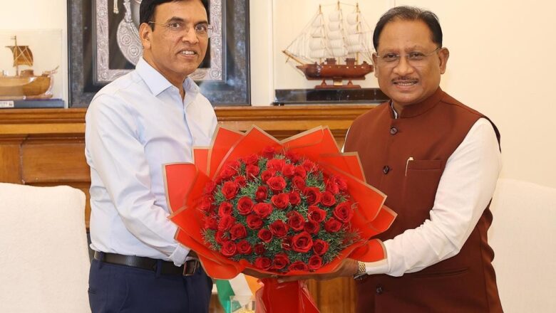 बस्तर ओलंपिक को मिला ‘खेलो इंडिया ट्राइबल गेम्स’ का दर्जा, रायपुर-बिलासपुर में खुलेंगे मेडिकल-नर्सिंग कॉलेज – मुख्यमंत्री साय की केंद्रीय मंत्री मांडविया से मुलाकात