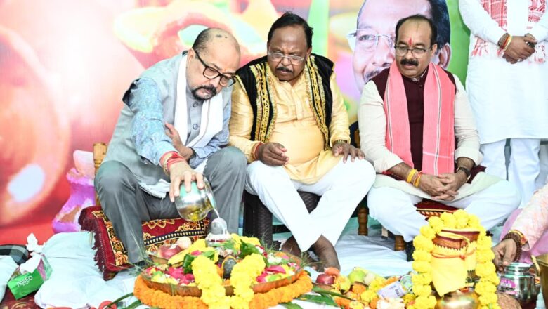 राज्यपाल श्री डेका पोला पर्व उत्सव में हुए शामिल