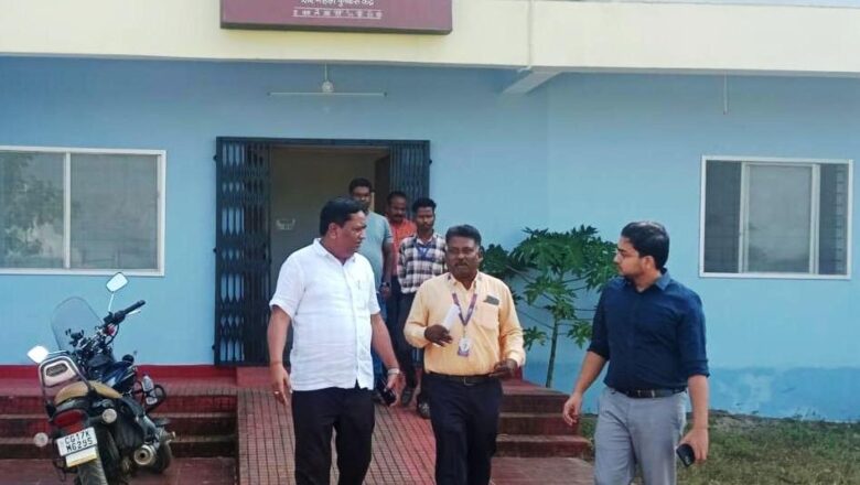 आड़ावाल नक्सल पुनर्वास केंद्र “नवां बाट” में आत्मसमर्पित माओवादियों को मिल रहा आजीविका प्रशिक्षण