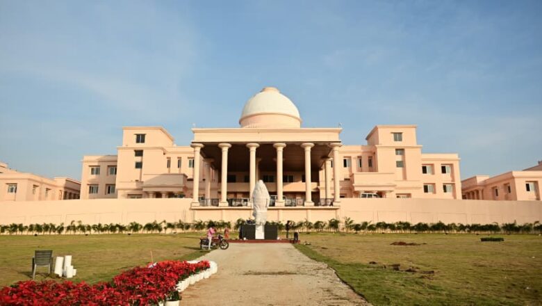 प्रधानमंत्री श्री नरेन्द्र मोदी 1 नवम्बर को करेंगे लोकार्पण: रजत जयंती वर्ष में छत्तीसगढ़ को मिला अपना भव्य और आधुनिक विधानसभा भवन