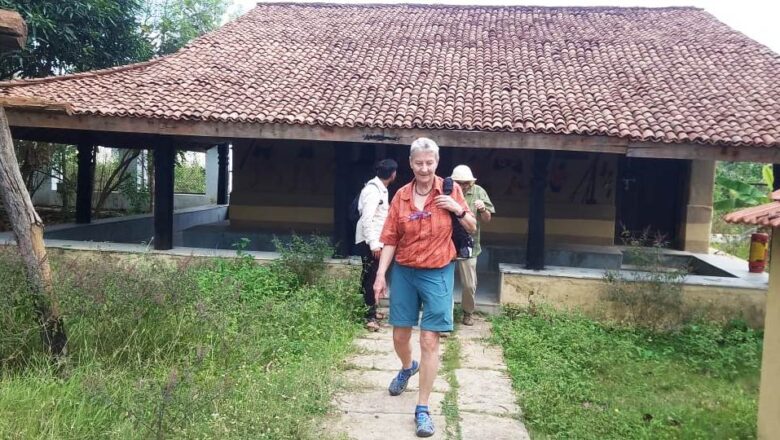 बेल्जियम के पर्यटक धनकुल एथनिक रिजॉर्ट पहुंचे, बस्तर की जनजातीय संस्कृति देख हुए अभिभूत