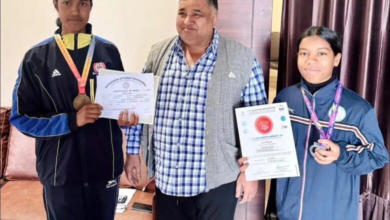 मार्शल आर्ट्स नेशनल प्रतियोगिता के लिए अंबिकापुर की बेटियाँ जम्मू-कश्मीर रवाना